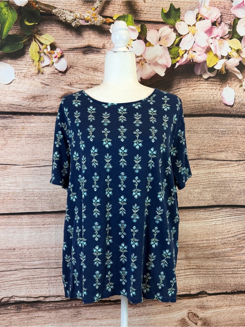 Croft & Barrow Women’s Cotton Floral Print Feminine Comfy Classic Tee 1X